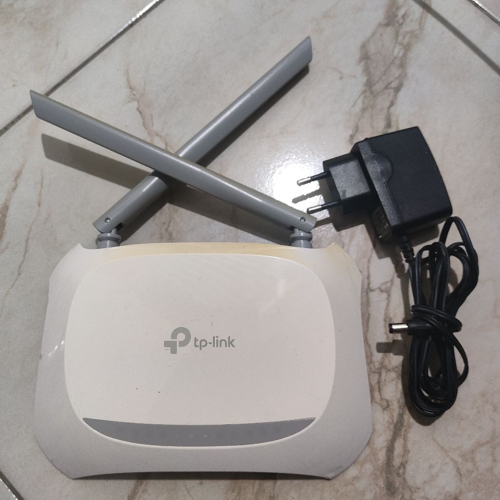 TP-Link WR840N V6 Normal Bekas + Adaptor