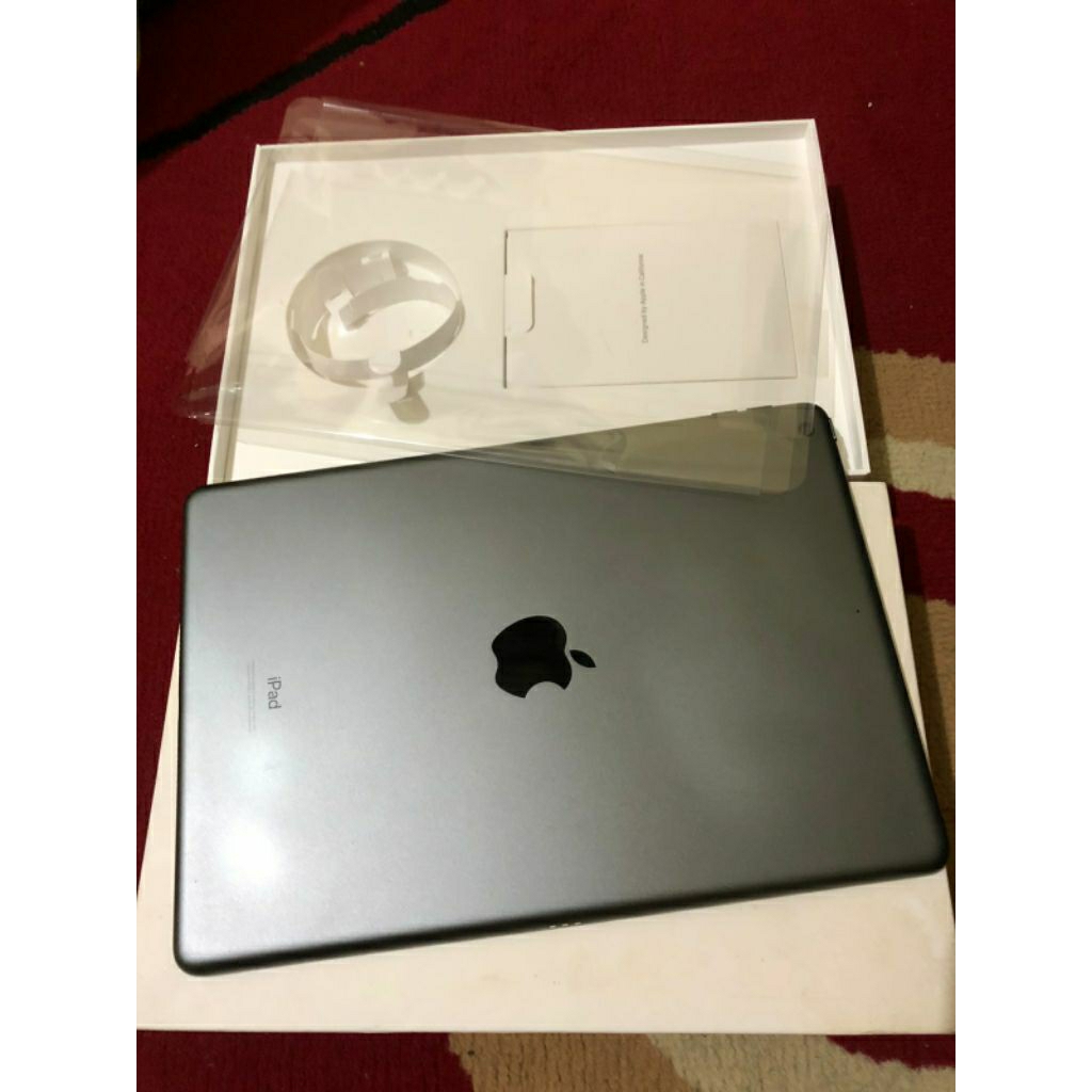 Ipad 7 128gb wifi (bahan kanibal) baca deskripsi