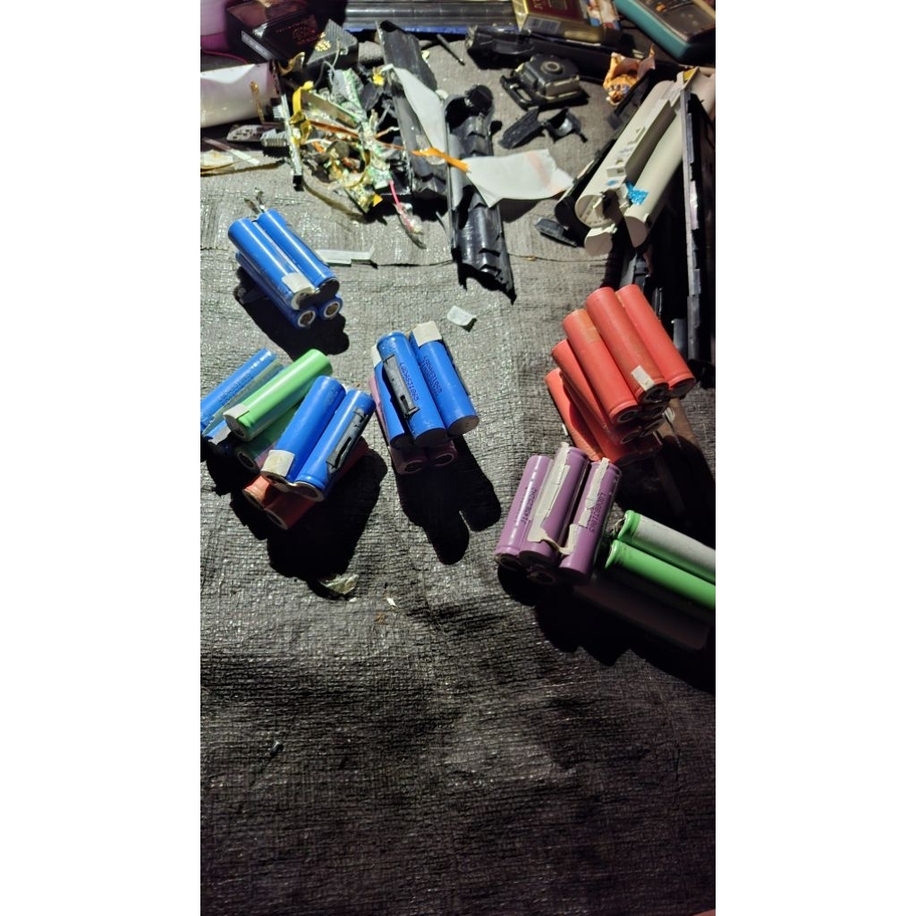 Baterai Bekas Laptop