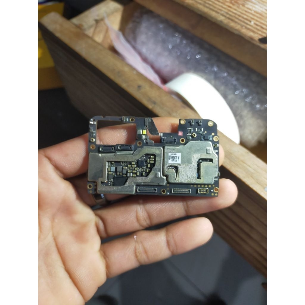 mesin Oppo A3s mati IC cpu IC MMC Masih ada lem