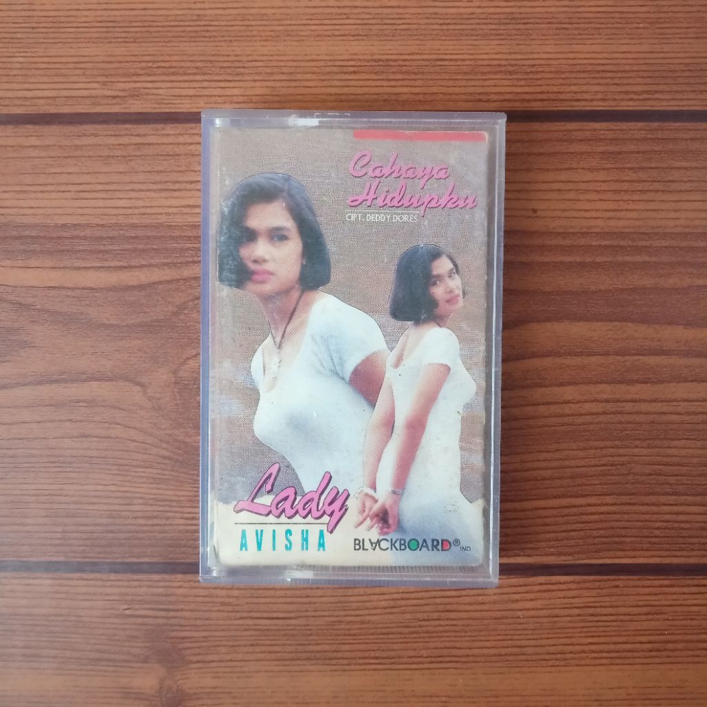 Kaset LADY AVISHA Cahaya Hidupku