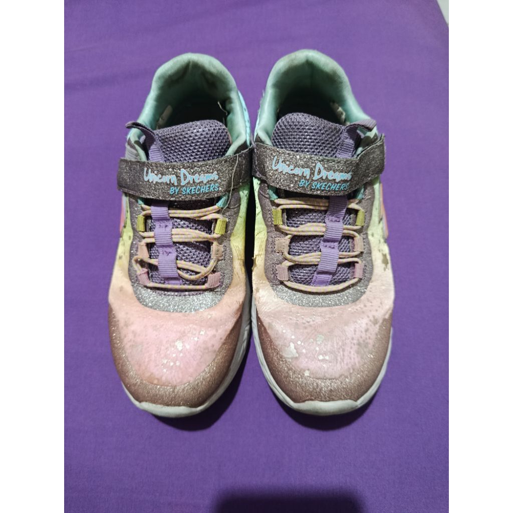 Preloved Sepatu Sneakers Original Anak Perempuan Skechers