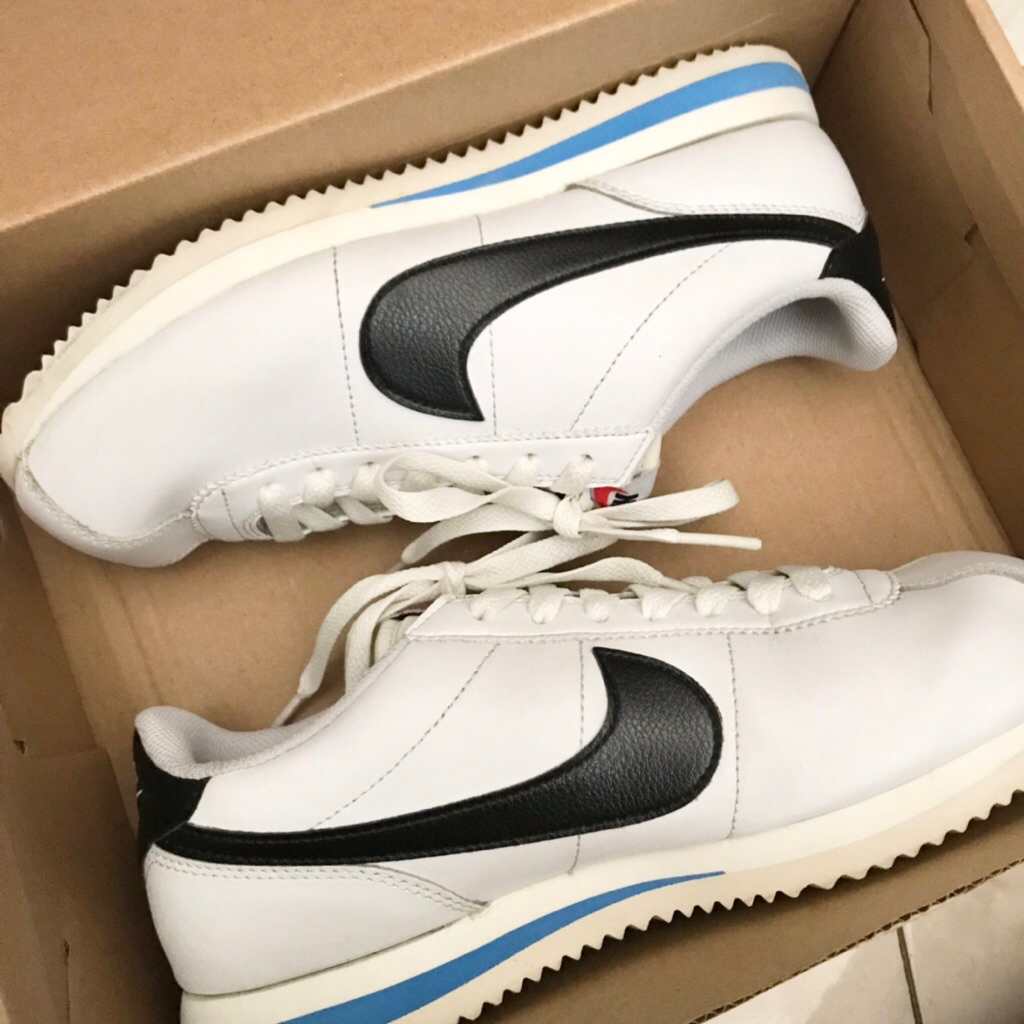 NIKE CORTEZ