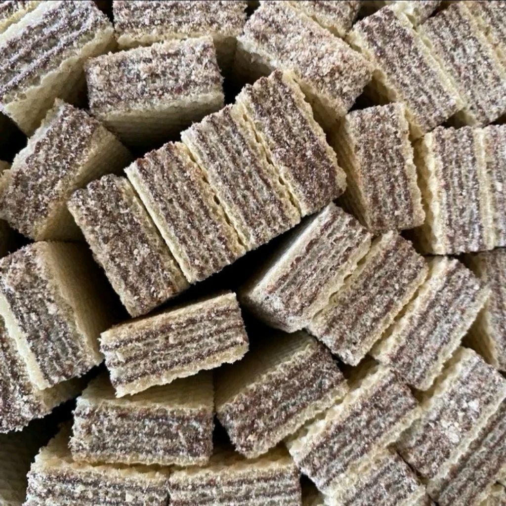 WAFER CREAM RASA COKLAT/MINI WAFER CREAM COKLAT/1 KALENG WAFER NINO