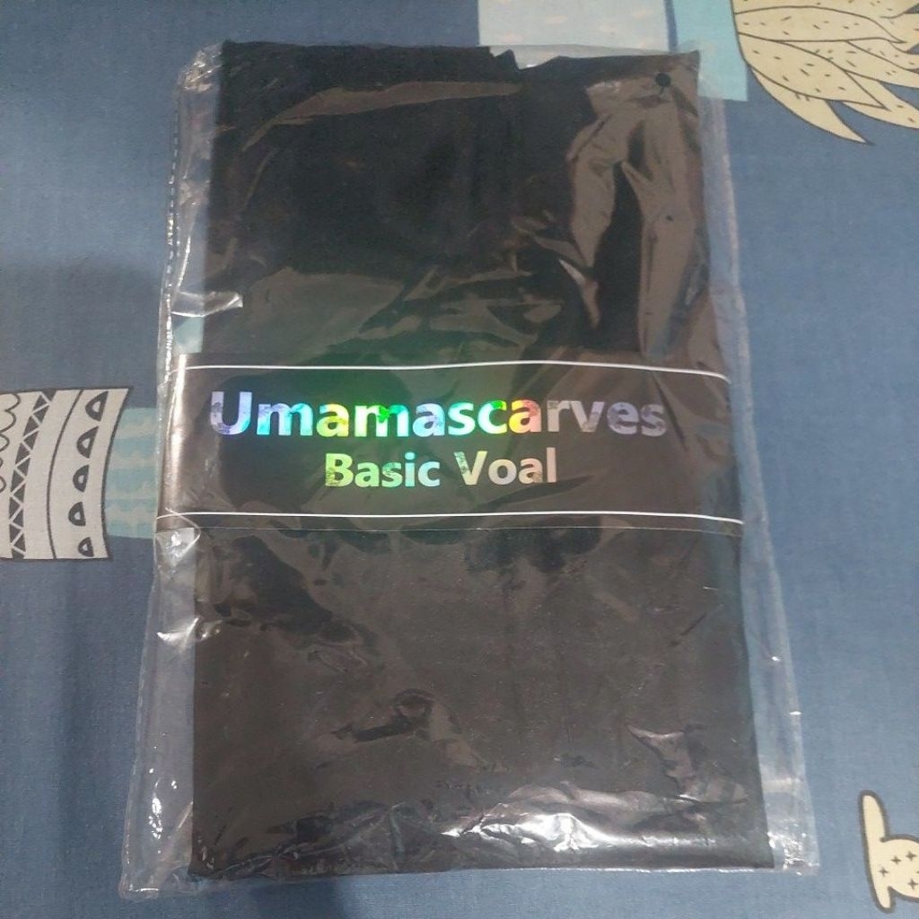 UMAMA BASIC VOAL HITAM