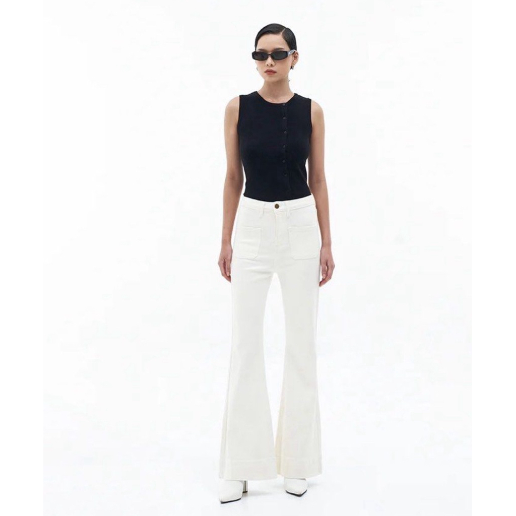 Duma Gilia M White