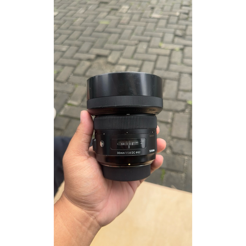 LENSA SIGMA 30MM F1.4 NIKON