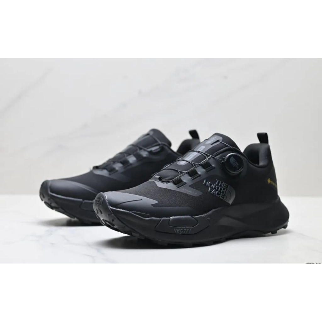 Sepatu Trail Running TNF Vectiv Enduris 4 Gore-Tex Black/Black