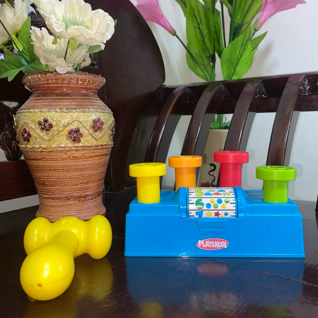 PLAYSKOOL Tap n Spin Toolbench Preloved Mainan Bayi Edukasi Palu Paku Spin