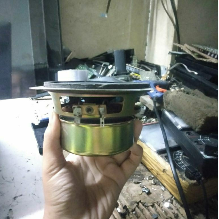 SPEAKER 4IN SUBWOOFER BASS MAGNET BESAR BEKAS SIAP PAKAI
