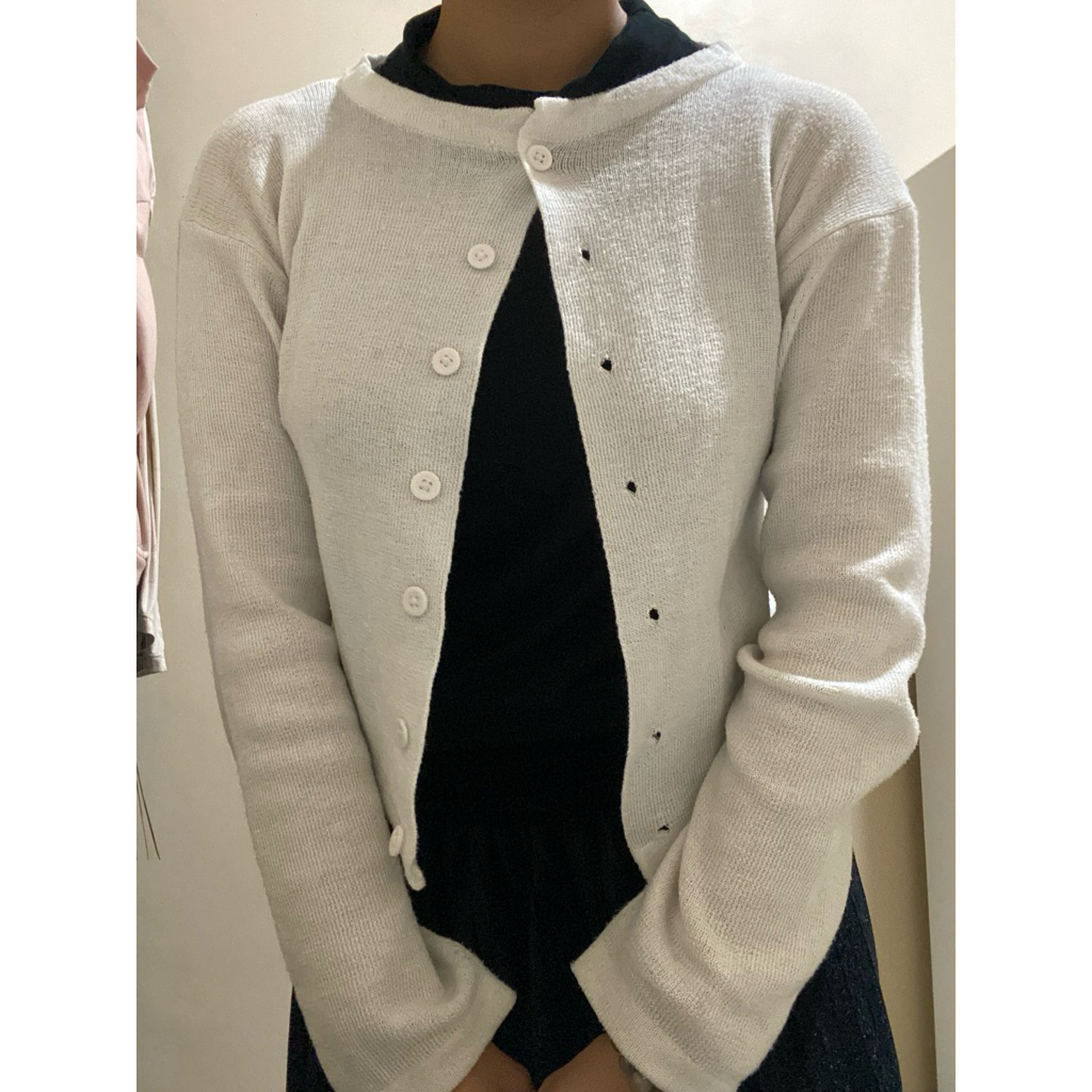 [PRELOVED] CARDIGAN PUTIH
