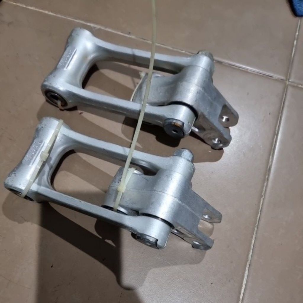 Unitrak linkage Yamaha YZ 125 250 YZF 250 450 original