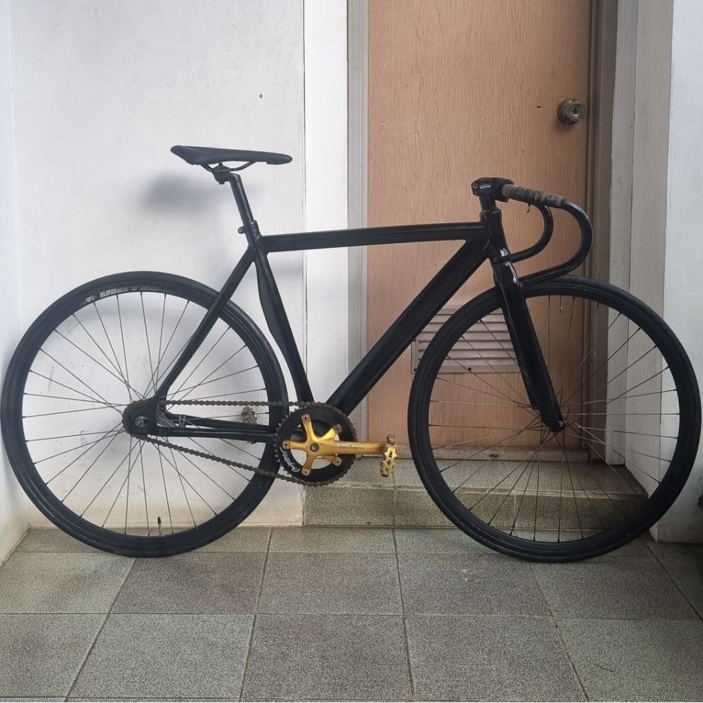 fullbike fixie alloy soloist 77 sz 52 torpedo. second