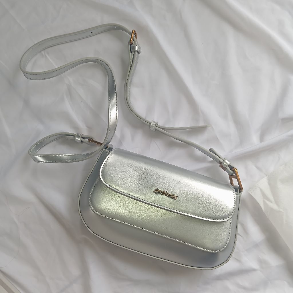 Jims Honey Keiko Tas selempang warna silver