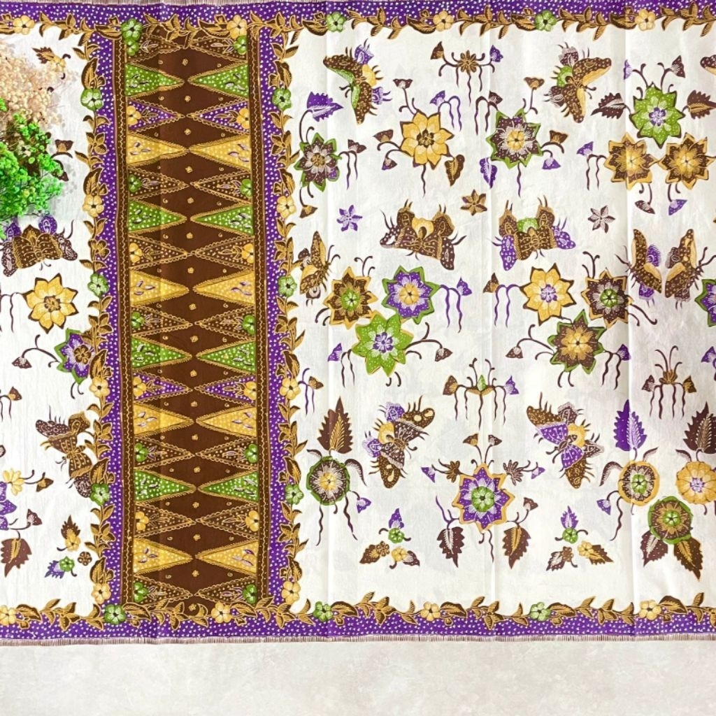 Kain Batik Tulis Sarung Pria Wanita Motif Bunga Matahari Bahan Katun Khas Trusmi Cirebon