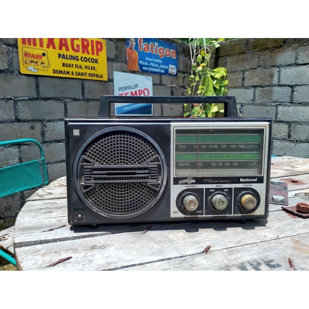 radio national kayu  jadul lawas vintage display