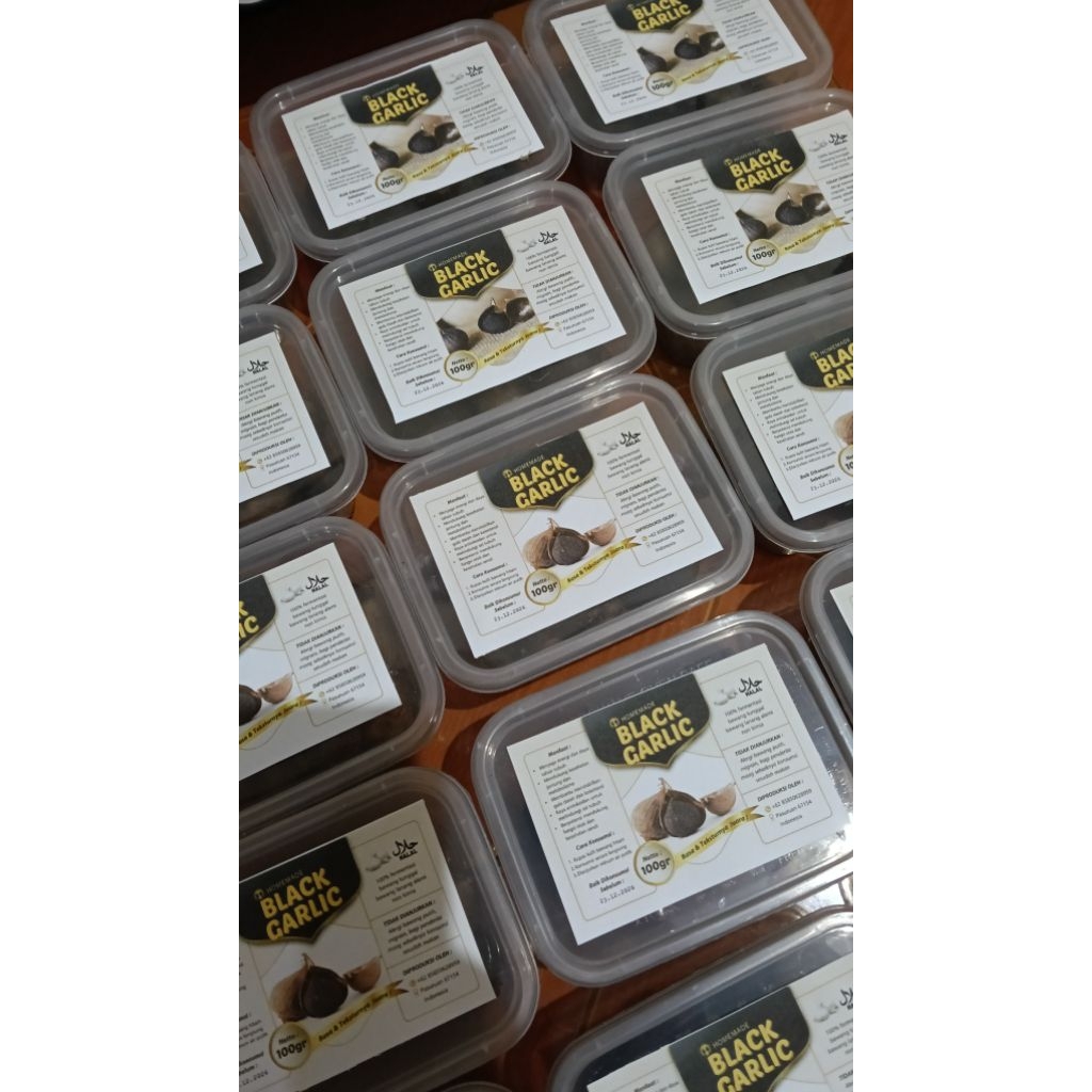 Bawang putih hitam ( Black garlic )