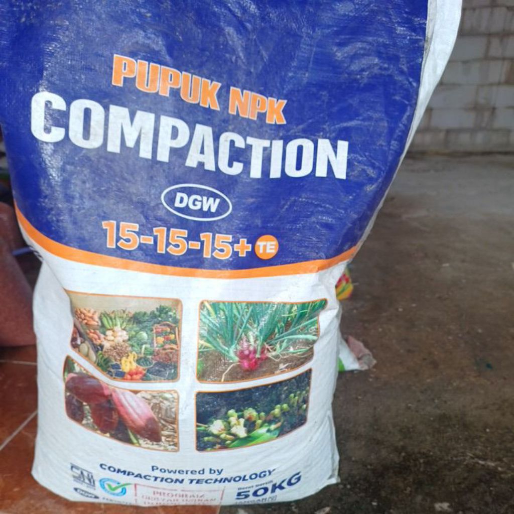 Pupuk NPK DGW biru Compaction isi 4kl
