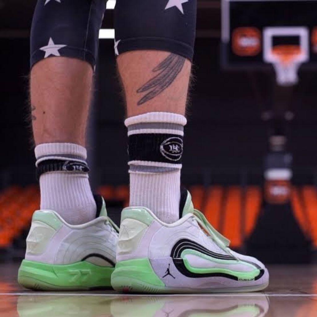 SEPATU NIKE JORDAN LUKA 4 SEPATU BASKET