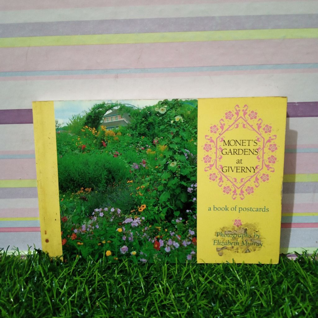Buku Monet's Gardens At Giverny Bahasa Inggris