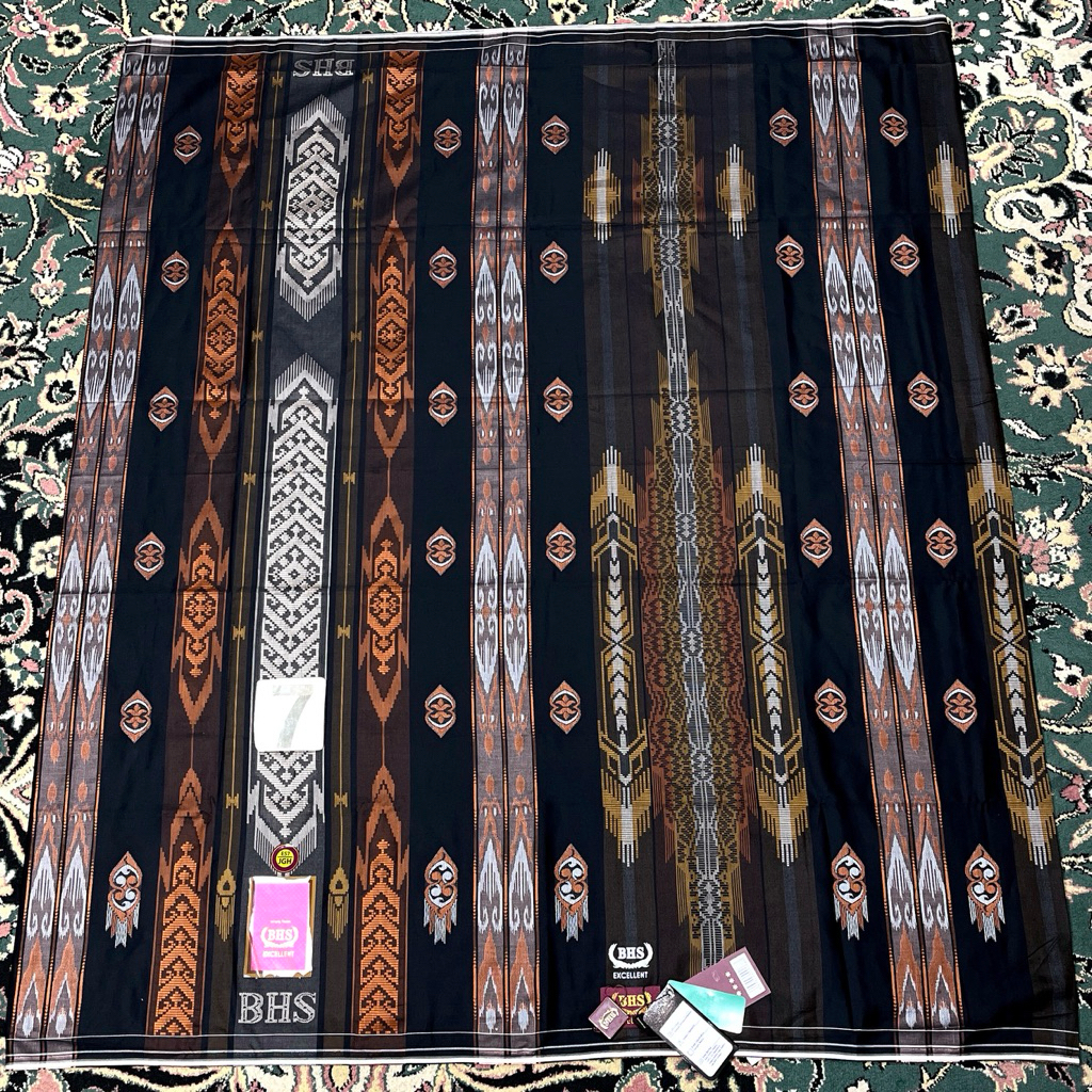 SARUNG BHS EXCELLENT GOLD E57 JGH 7 HITAM JACQUARD