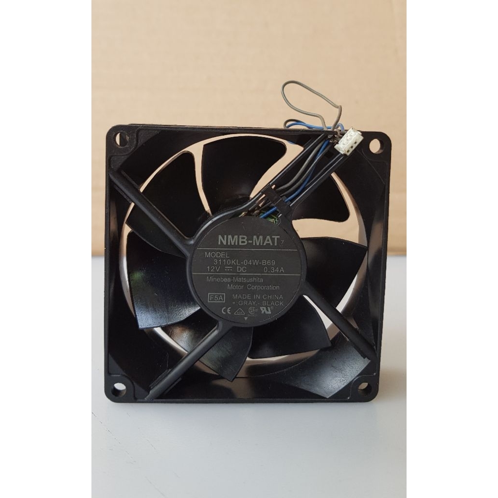 Fan/kipas NMB-MAT DC 12V-0.24A 8X8Cm 3pin