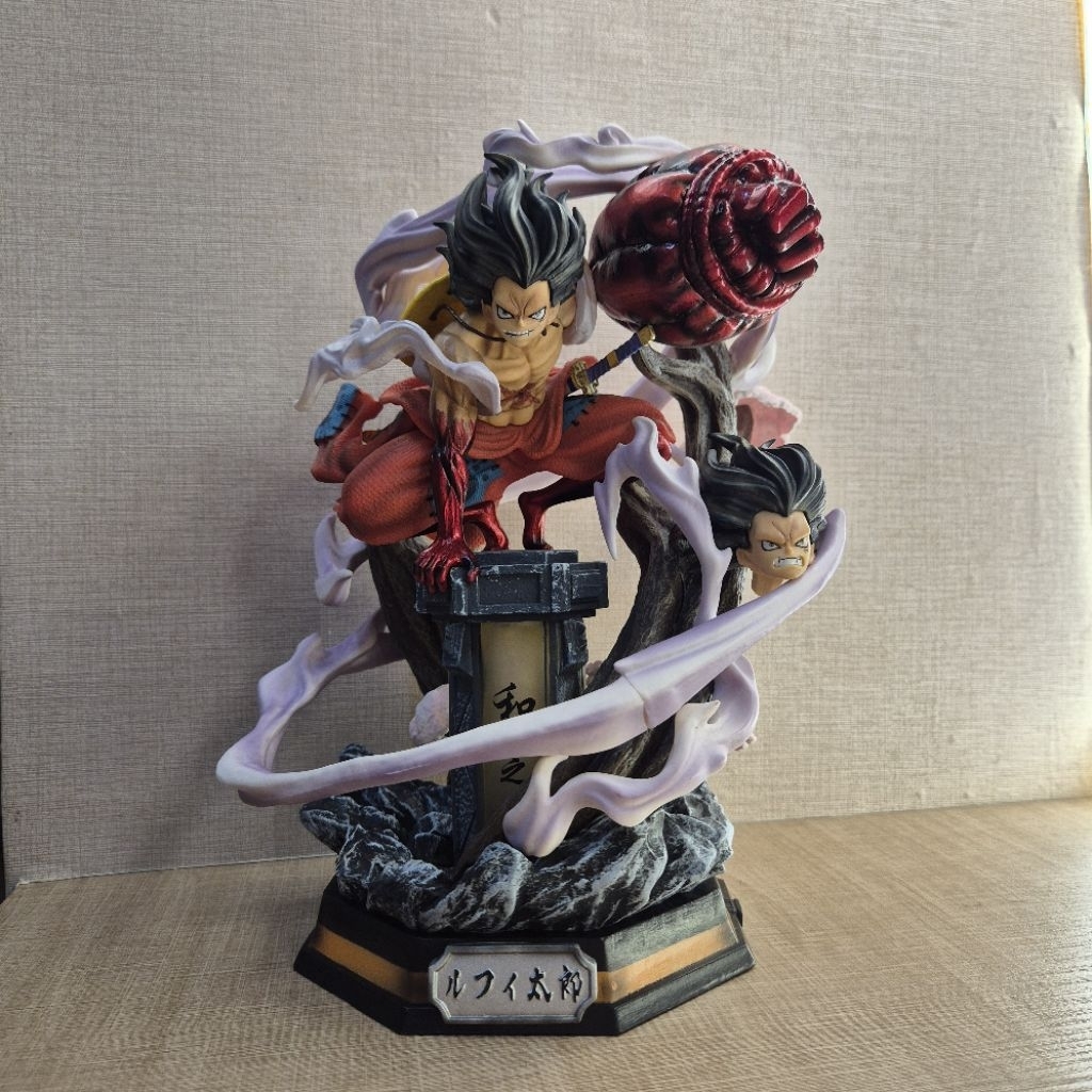 ACTION FIGURE LUFFY GEAR 4 JUMBO WITH BOX