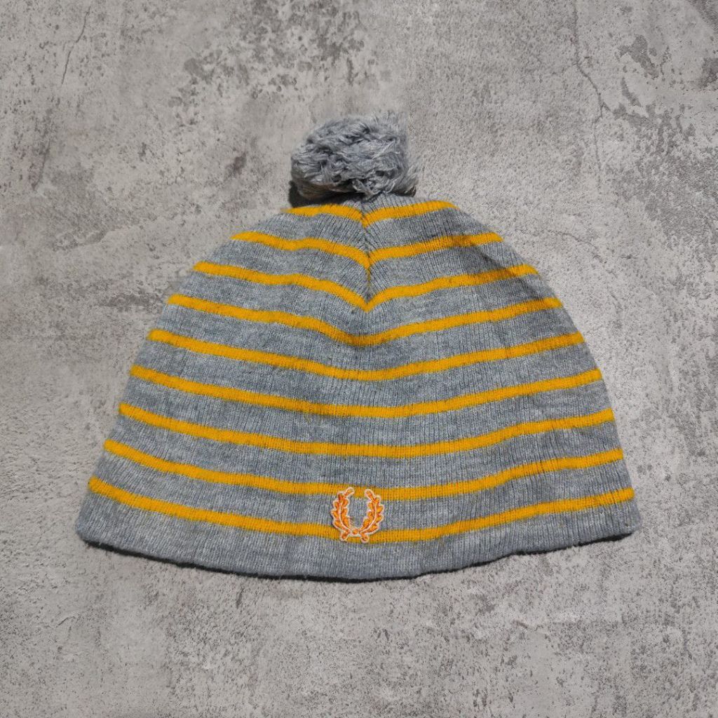 Topi beanie kupluk rajut Fred Perry liris