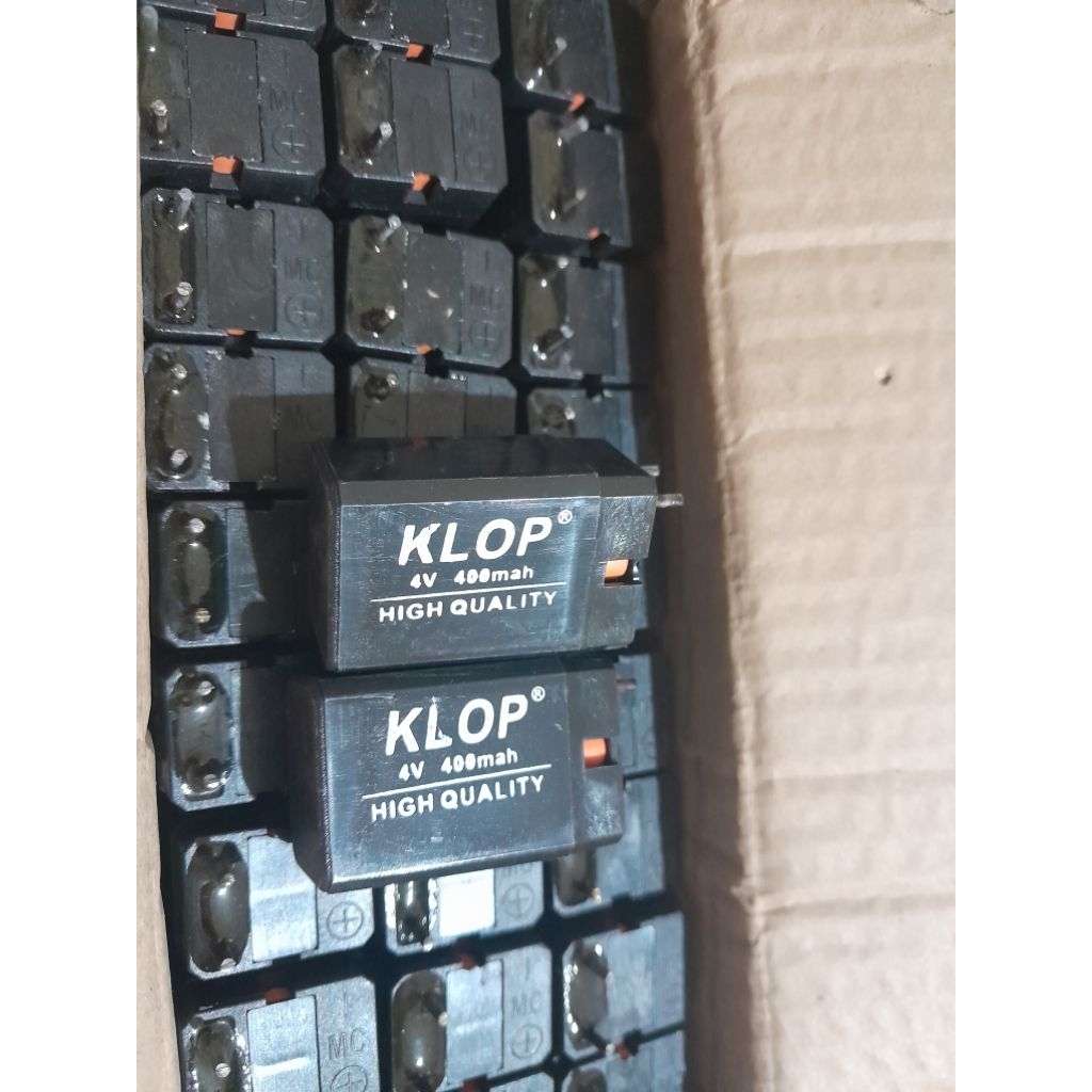 BATERAI AKI KERING 4volt 400mAh RECHARGERABLE TAHAN LAMA