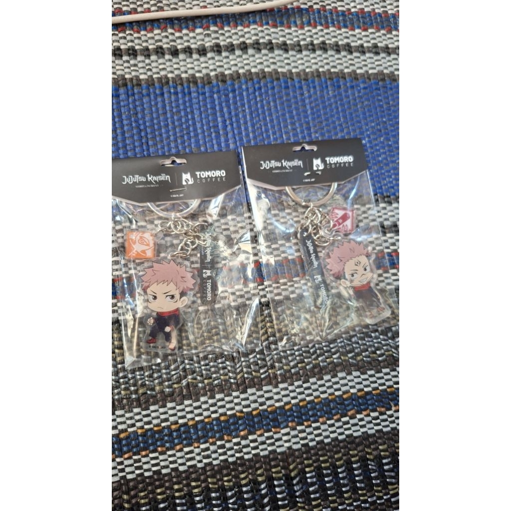 Gantungan Kunci / Keychain Jujutsu Kaisen x Tomoro Coffee
