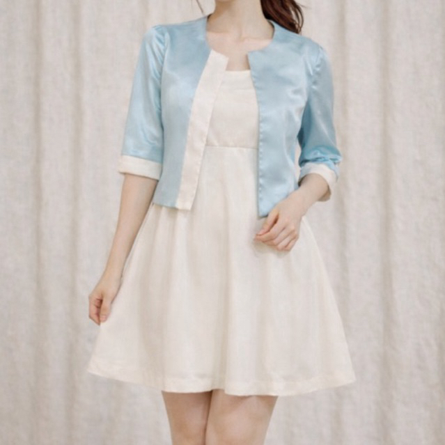 Oneset Wanita Blazer Dress Satin Biru Putih Preloved