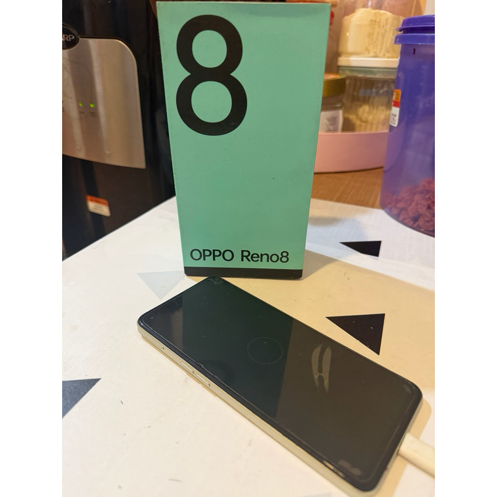 oppo reno 8 (bekas)
