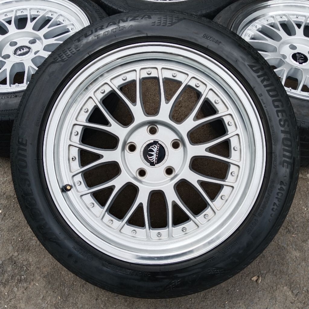 Velg Racing Hussla Type-BBS LM R18 Pcd 5x114 (LebarA 8.5) Dan (LebarB 9.5 inc) ET 38 + Ban Bridgesto