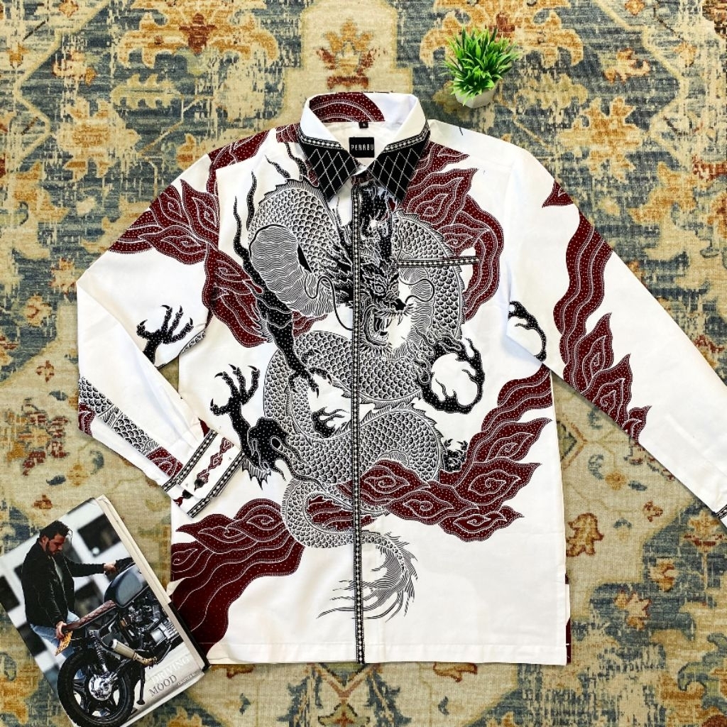 Batik Pria Hem Smock Bordir A844 Reguler Fit Lengan Panjang Katun Warna Putih Motif Naga Lapis Furin
