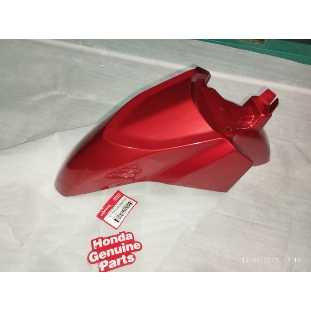 61100KZR600CSR / FENDER FR / SPAKBOR DEPAN VARIO 125 KZR