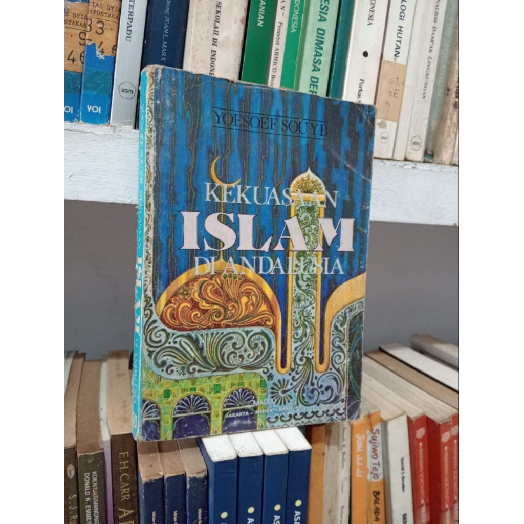 KEKUASAAN ISLAM DI ANDALUSIA