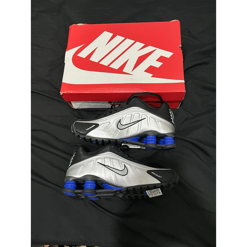 Nike shox R4