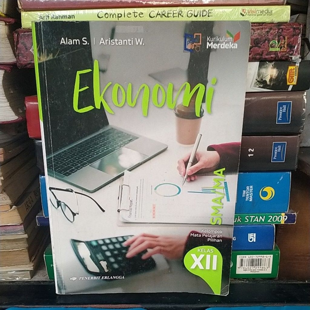 BUKU BEKAS ORIGINAL EKONOMI SMA KELAS XII KURIKULUM MERDEKA