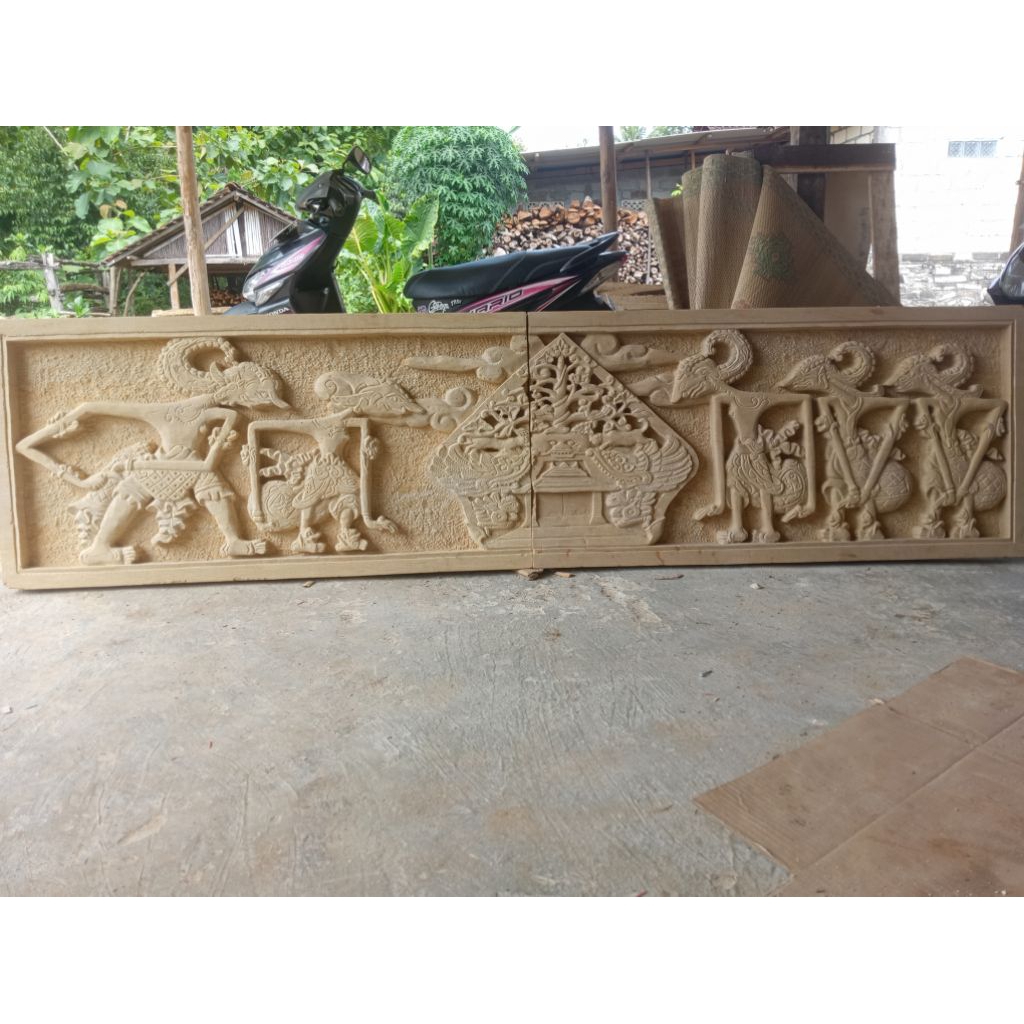 relief wayang 50x200 hiasan dinding