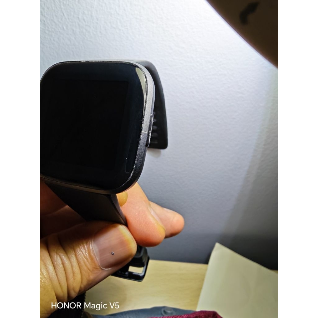 Fitbit versa 2 smart watch bekas