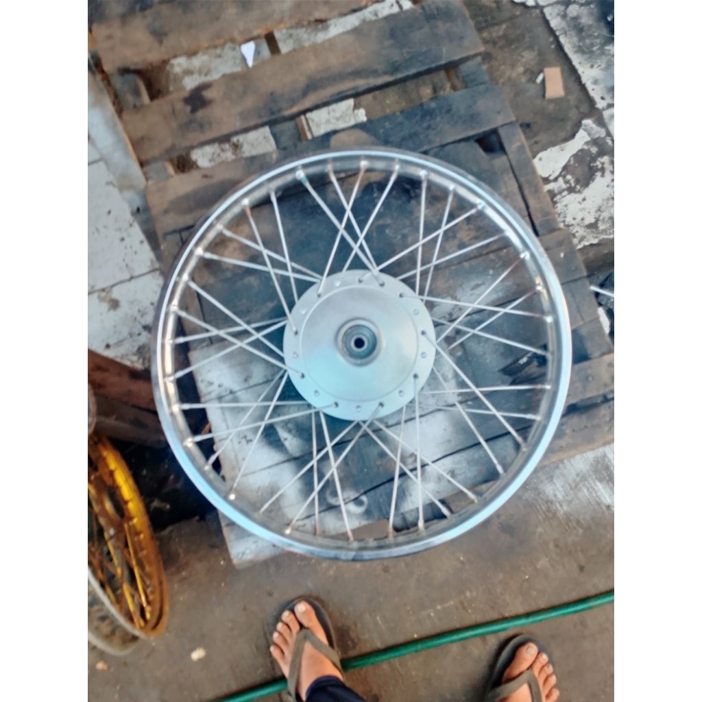 velg depan Supra fit trombol secon