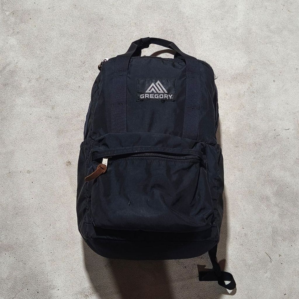 Tas daypack ransel outdoor hiking gunung gregory hitam