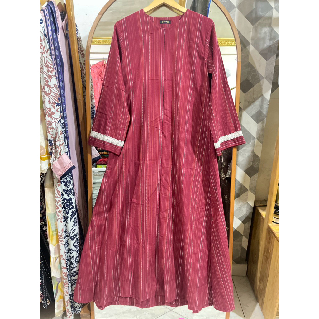 Abaya hitam / abaya Warna / abaya Simple / Abaya murah / Abaya Style / Abaya daily