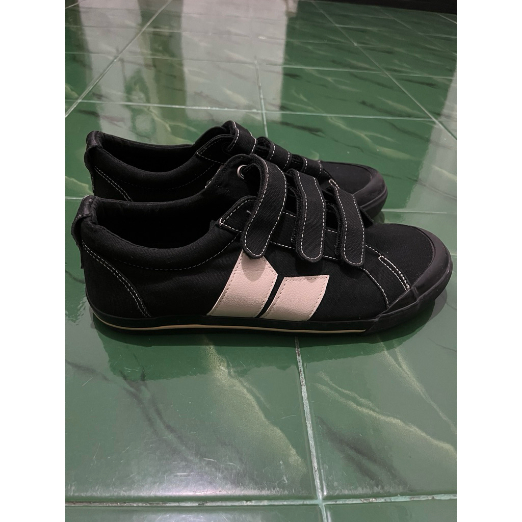 macbeth velcro size 44