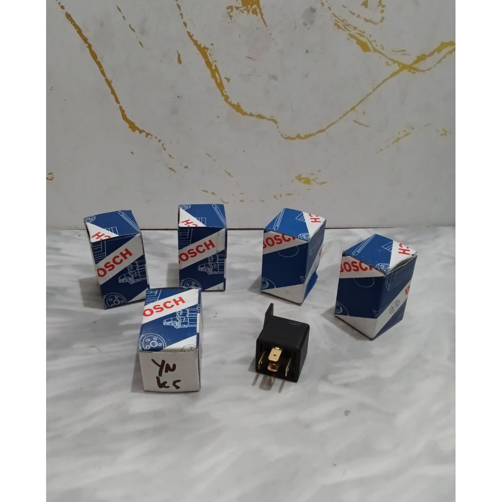 Relay Flasher 0332 209 150 12 Volt 30/40A - Merk BOSCH