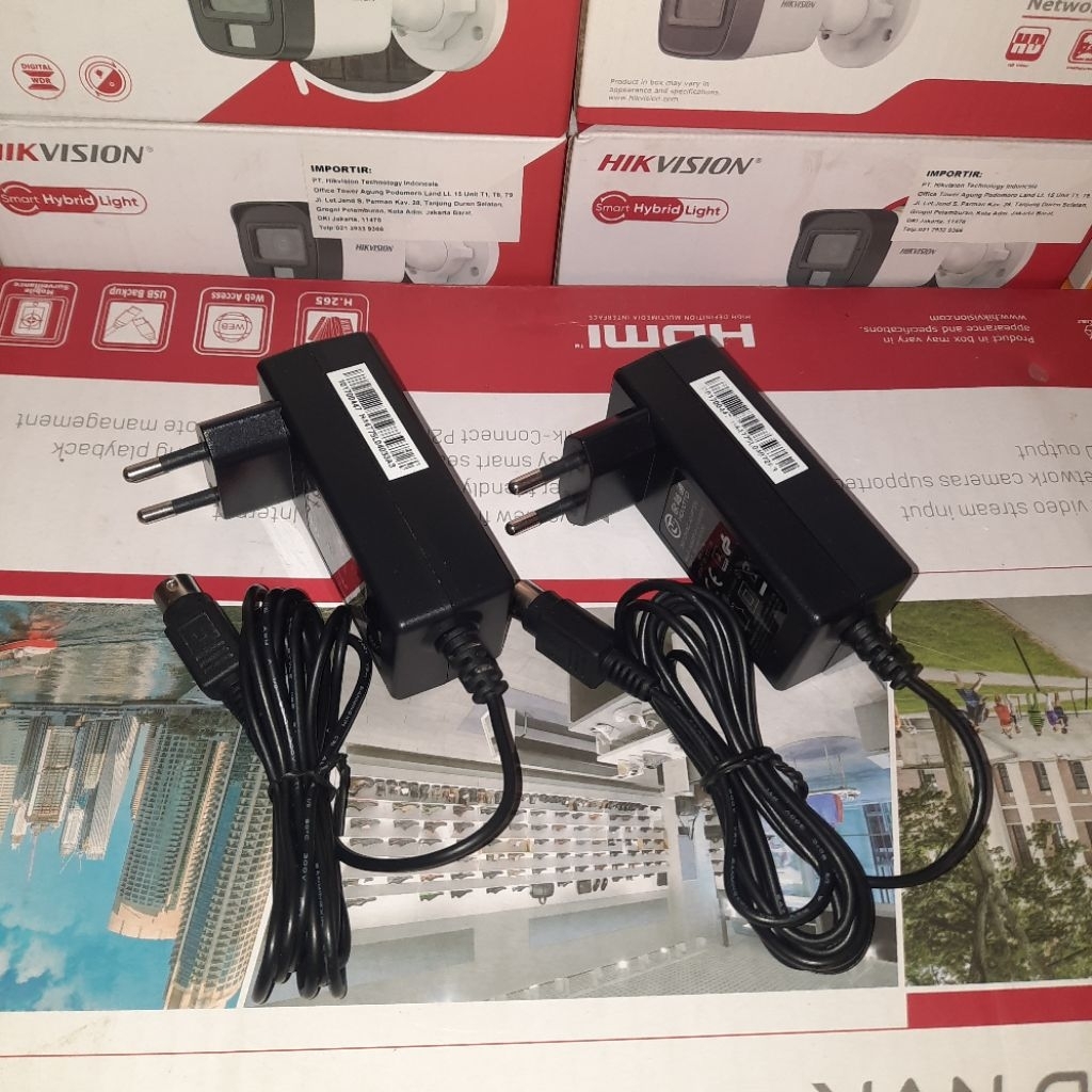 Adaptor 12v1.5a 4 pin hikvision
