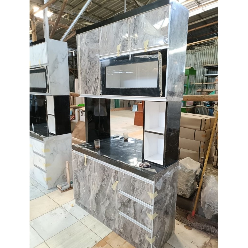 Pratama Interior Rak Piring Dapur/ Lemari Dapur 3 Pintu /Kitchen Set minimalis