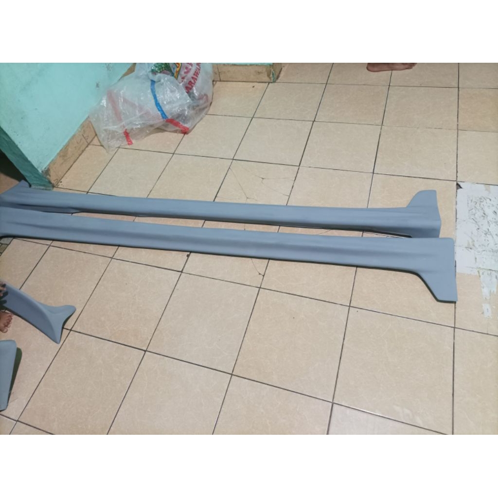 Sidkrit timor / bodykit samping timor