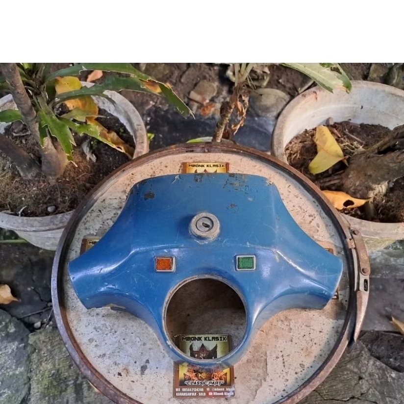 batok cover atas speedometer vespa px ps ORIGINAL batok lampu vespa px ps tutup stang atas vespa px 