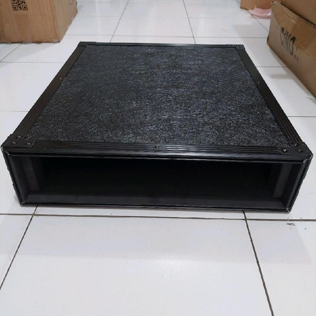 Hardcase Power Hitam 2U Met Resin Harkis Power Amplifier 2U Tanpa Tutup High Quality Hardcase Power 